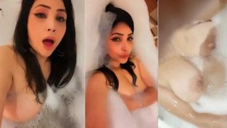 Rajsi Verma Nude In Bathtub & Showing Her Boobs Full HD
