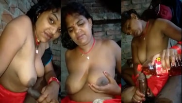 Desi Bhabhi nude sucking dick with oil