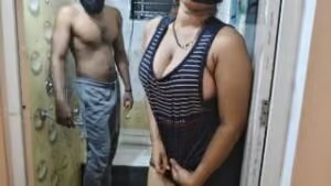 Bhabhi Ji Having Sex With Her Husband in the Bathroom