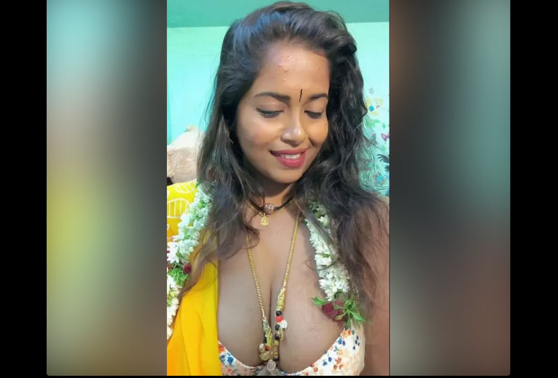 Tamil Influencer Suganthi Sugan Nude Viral Topless Boobs Show