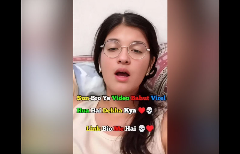 Beautiful CHASHMISH GIRL Full NUDE Viral Jiggling hot Boobs while Pink Pussy Dildo Masturbation