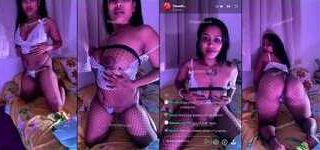 Tamil insta Fame Veena thara Nude XXX Boobs Teasing In live