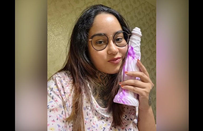 Bengali Insta Influencer Shinjini Chakraborty nude xxx leaked gets her hot pussy fucked hard from behind